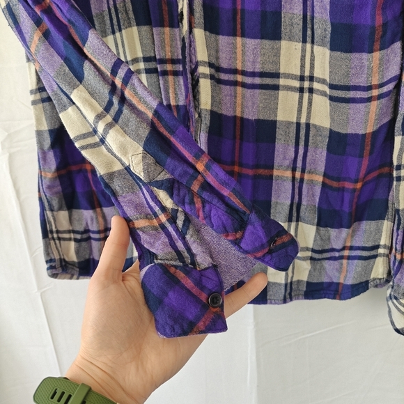 Rails Purple Red Plaid Button Up Long Sleeve Shirt Size LG women's - Picture 5 of 8